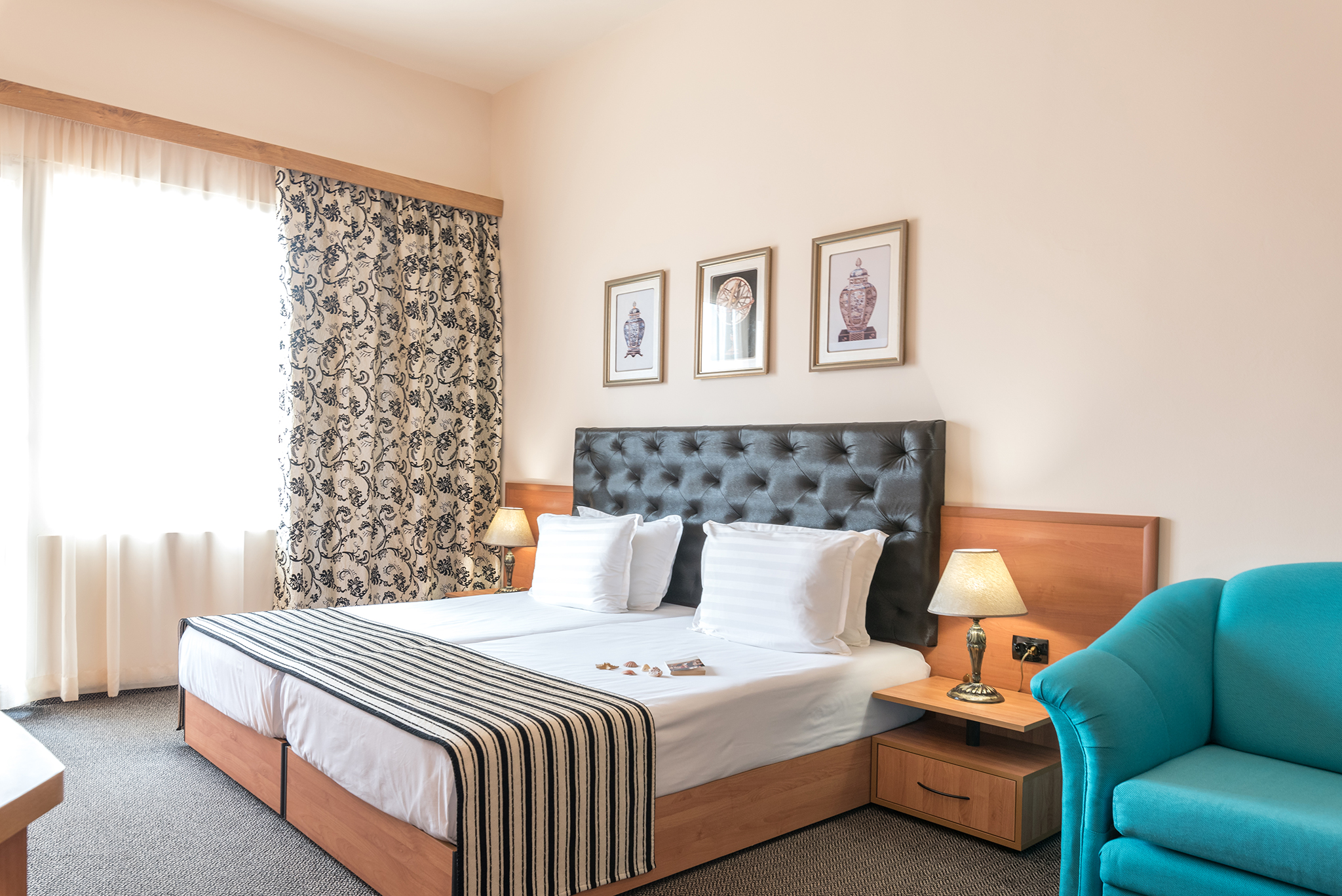 Crafting Captivating Headlines: Your awesome post title goes here Studio6